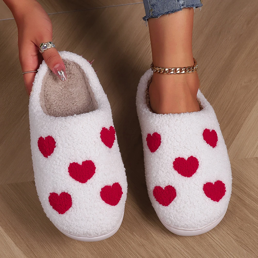 

Heart Shape Plush Closed Toe Slippers Anti Slip Plush Slip-on House Shoes Cute Soft Furry Slippers Cartoon Household Supplies