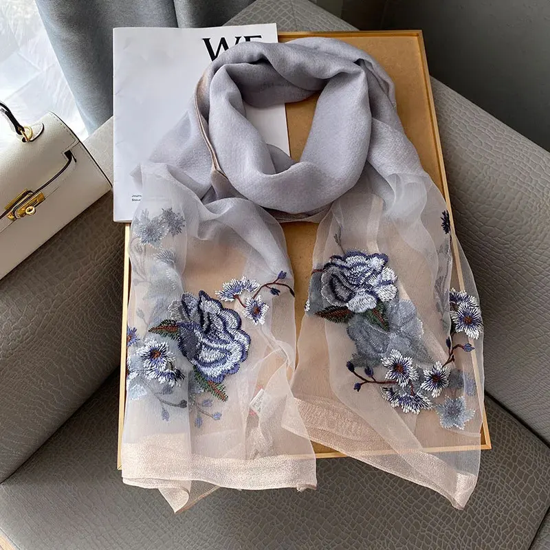 

Silk Women Scarf Warm Wool Shawls Lady Wraps Floral Pashmina Embroidery Scarves Foulard Wholesale Hijab Soft Pashmina Bandana