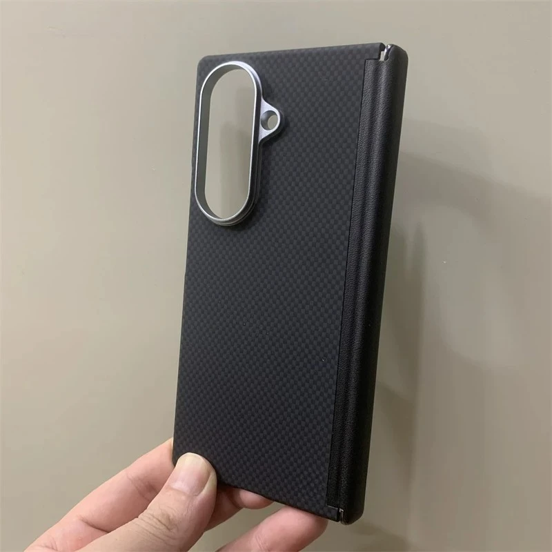 Carbon Fiber Texture Magnetic Wireless Charging Protective Armor Case with Camera Lens Protection