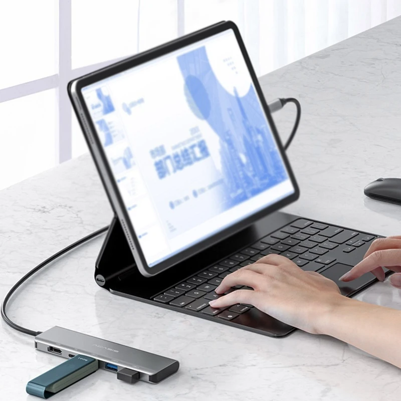 

Док-станция 5-в-1 с USB Type-C на USB 100, 4K, 60 Гц
