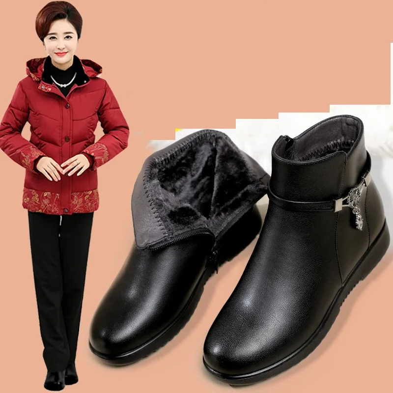 Winter Women's Leather Plush Wedge Flat Ankle Boots Female Outdoor Keep Warm Soft Snow Boots Mother Waterproof Non-slip Booties