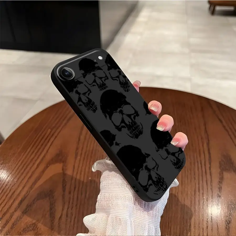 Sleek Black Skeleton Skull Design Phone Cover