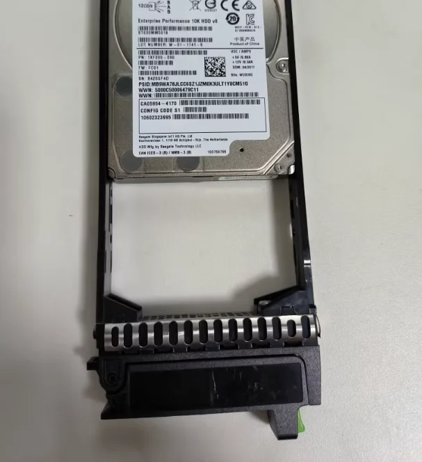 For CA08226 E933 CA05954 3931 600G 15K 2 5 SAS hard drive