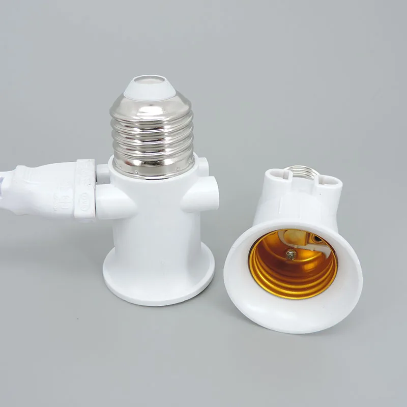 2x Adattatore Convertitore Per Lampadina Da E27 A E14, In Metallo E Plastica, Bianco E Argento, Adatto A Tutte Le Tensioni