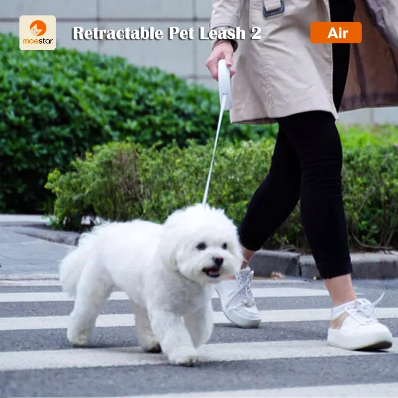 Retractable Pet Leash Youpin MOESTAR Retractable Pet Leash 2 Air 180g Dog Traction Rope 3M Length for Max 30KG Pet Withstand Max 950N Tensile Force