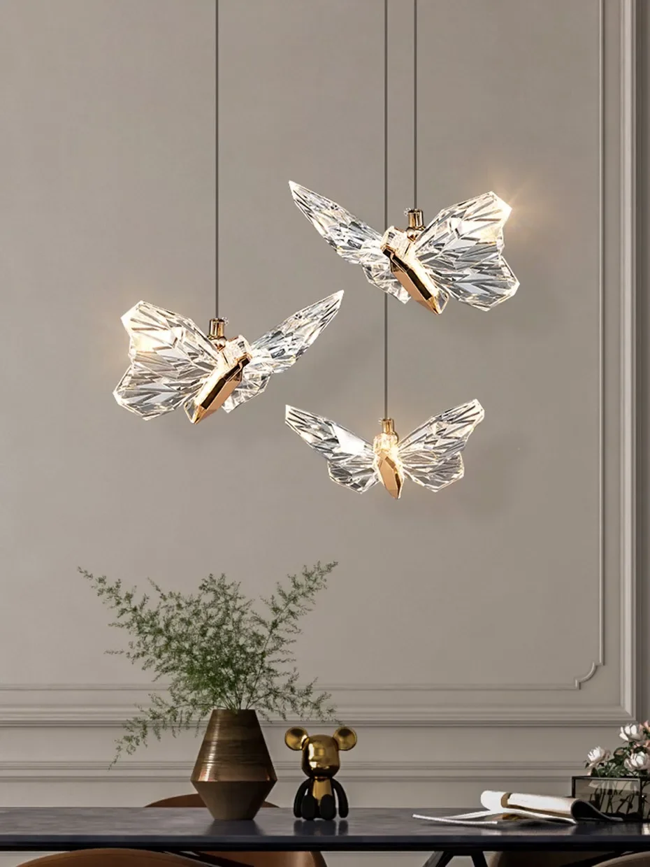 Description Picture 3 of itemCrystal Butterfly Lamp Nordic Luxury Crystal Staircase Chandelier for Hotel Lobby Butterfly Art Lighting Decoration