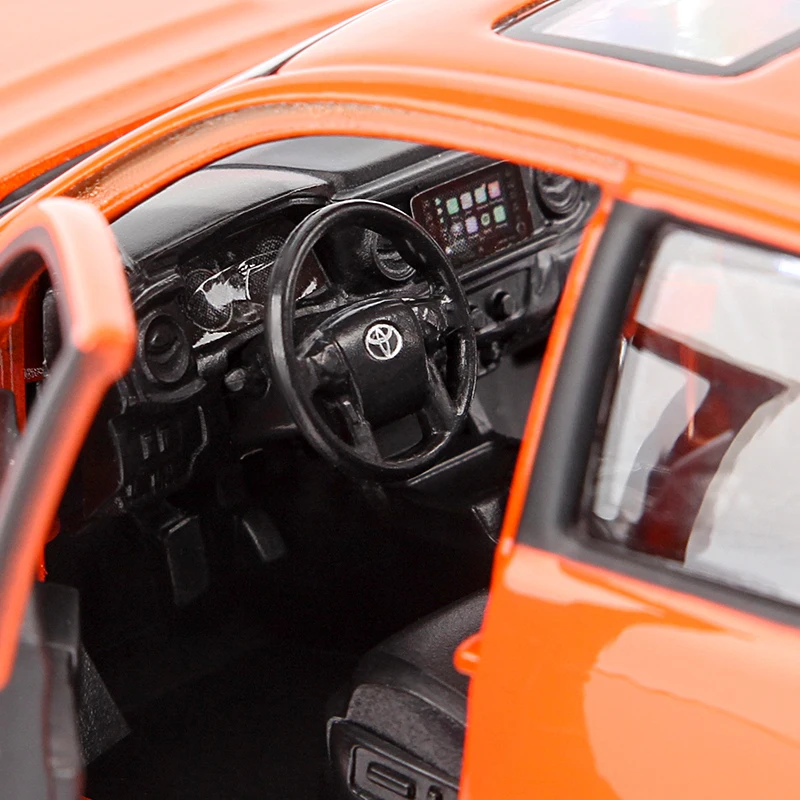 Maisto 1:27 Toyota Tacoma TRD PRD 2023 Alloy Car Model Pickup Truck Die Cast Vehicles Toys Diecast Voiture Gift Collection