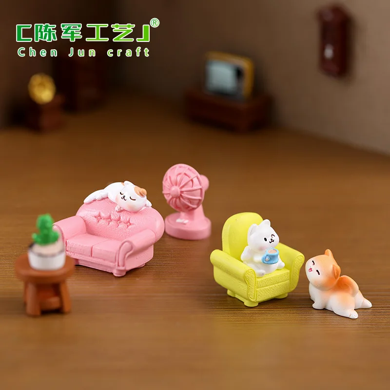 Miniatures Model Cute Ornament Home Car Decoration Figurines Crafts Toys Resin Mini Landscape Home Accessories Supplies Gifts