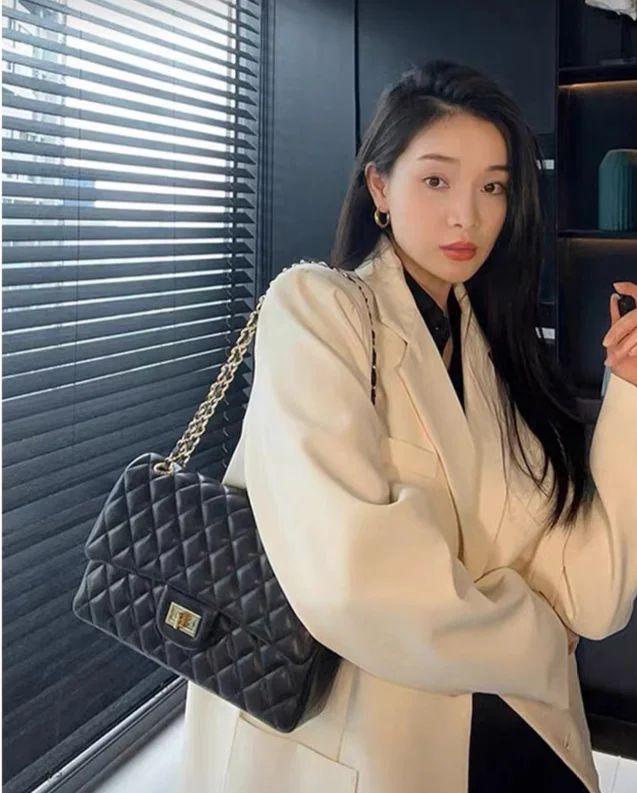 Damen Stepptasche Aus Lammleder Mit Kette Umhängetasche_voghion.com