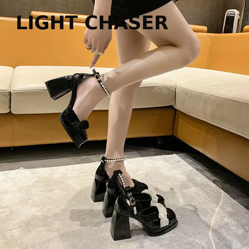 Brand Designer Pumps Luxury Crystal Buckle Spring Summer Female Party Runway Shoes Mary Jane Round Toe High Heels Women Sandal