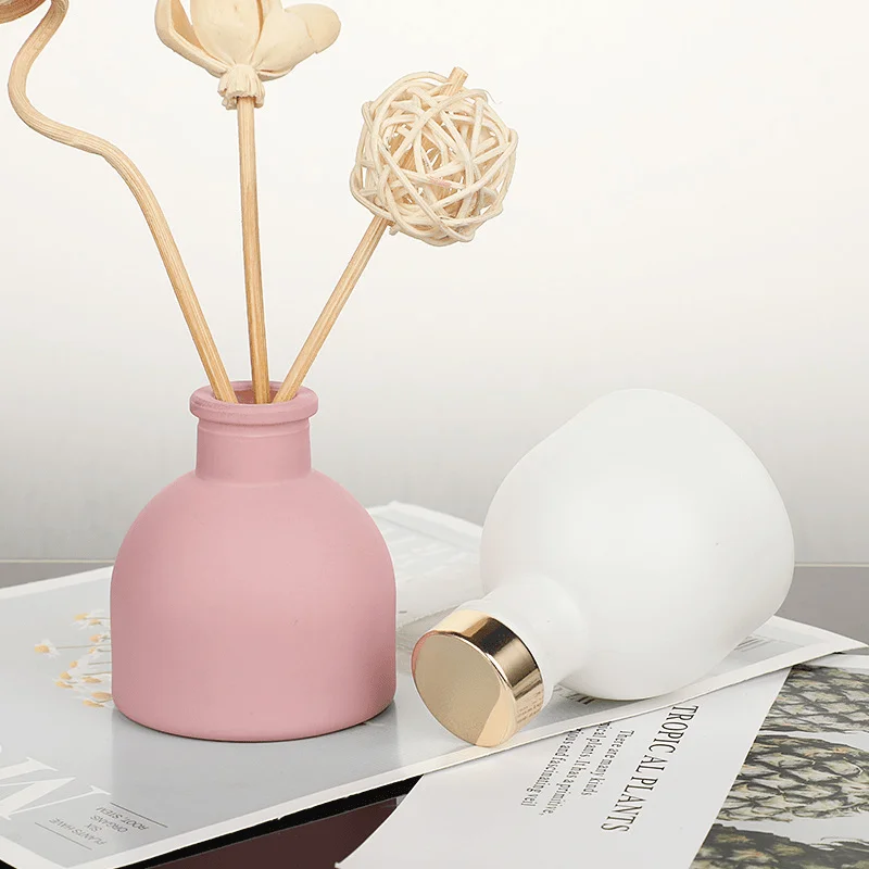 Glass Reed Diffuser Bottle Fragrance Essential Oil Bottle Table Living Room Home Decoration Family Festival Gift Home Supplies