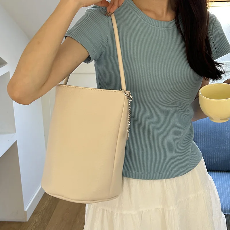 Homemade Bag Women 2026 New Retro Soft Leather Portable Bucket Bag All-Match Commuter Shoulder Underarm Bag Purses and Handbags