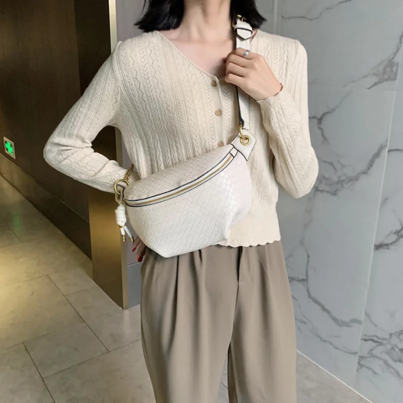 Strap Crossbody Leather Bags Braided Embossing Plaid Pattern Fanny Pack for Women Fashion Chain Waist Bag Female Waist Pack Lady