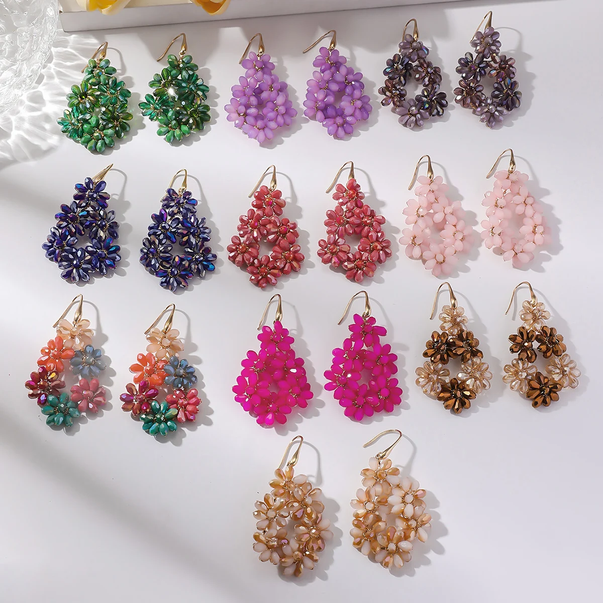 Trendy Flower Shaped Seed Beads Drop Earrings for Women Girls Boho Floral Crystal Beaded Dangle Earrings Handmade Jewelry Gifts