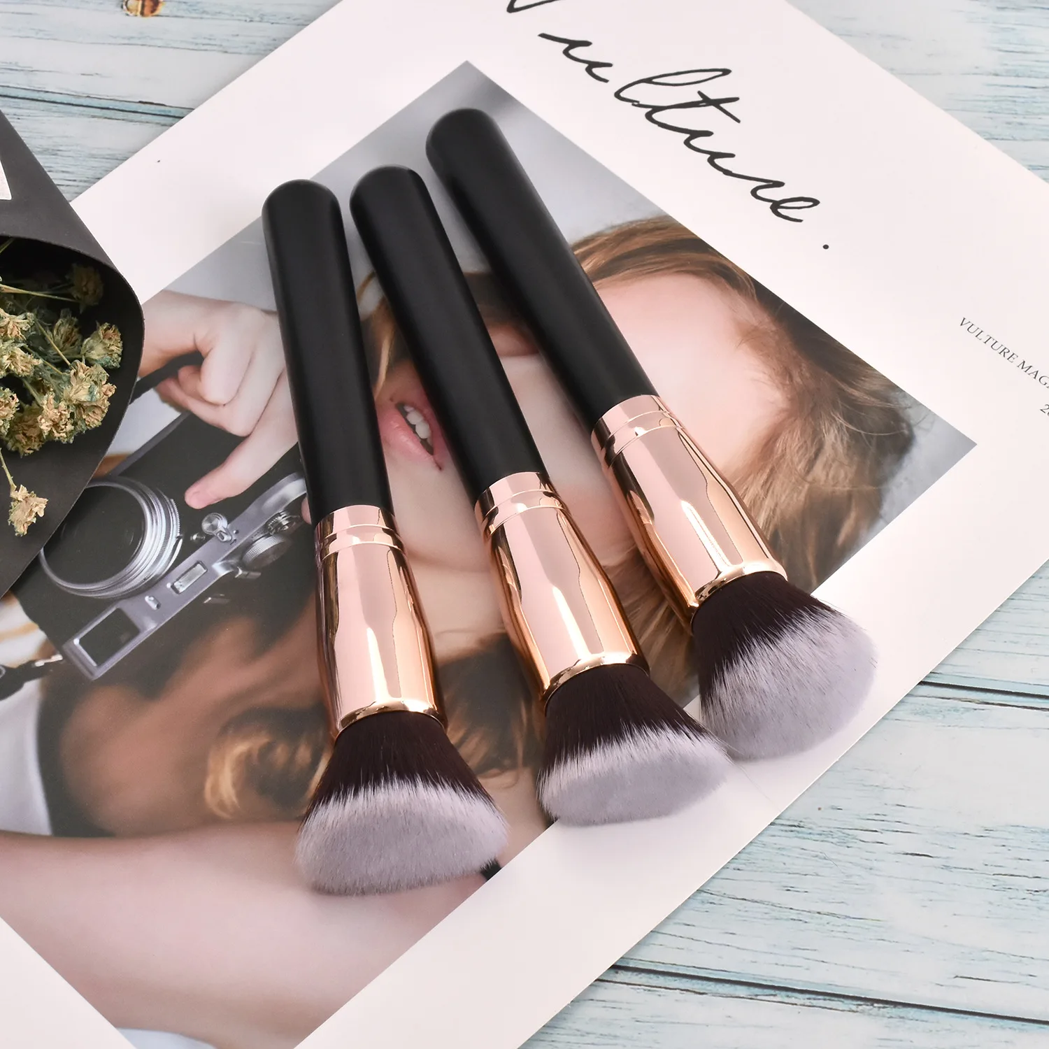 Makeup Brushes Foundation Loose Powder Concealer Blending Blush Brush Professional Cosmetic Beauty Makeup Tool 3