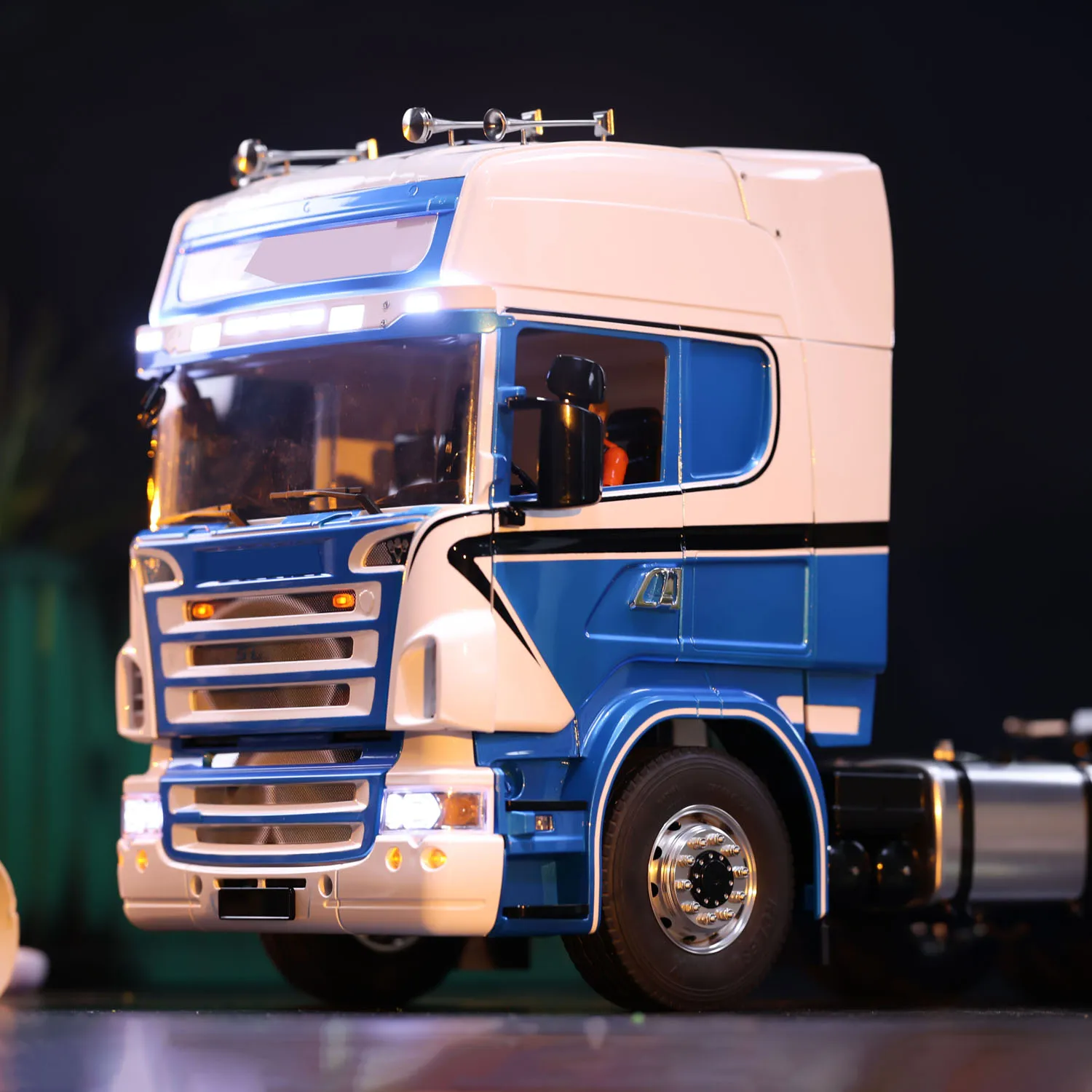 1/14 LESU Metal Chassis 6x6 RC Tractor Truck DIY Painted Finished Control Electric Car Birthday Christmas Gift Car Toys For Boys 2