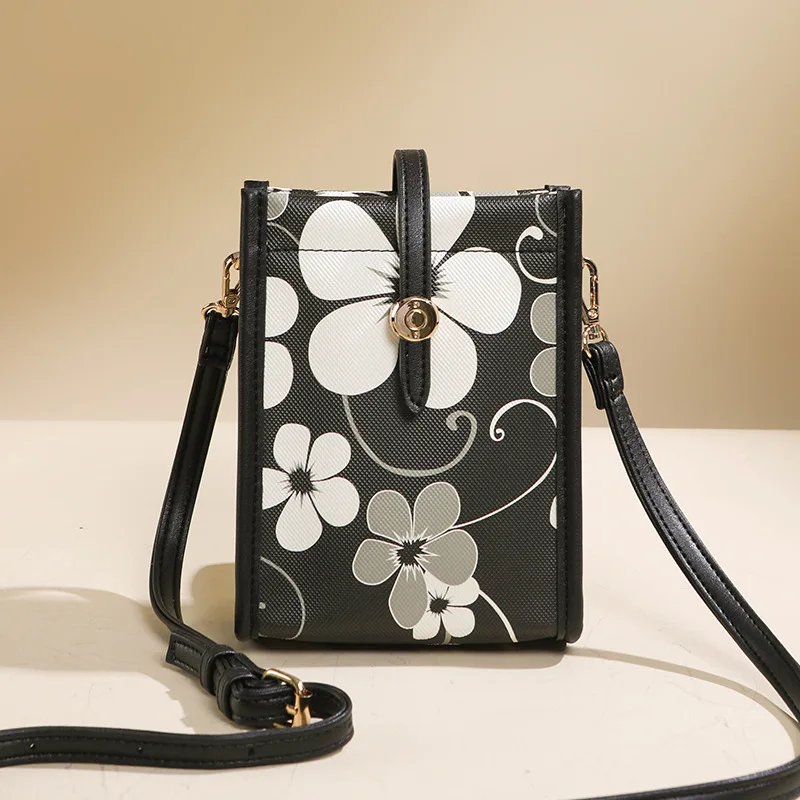 New Fashion Small Square Bag Female Shoulder Bags Print Floral Crossbody Bags Leisure Versatile Commuter Women Square Bags