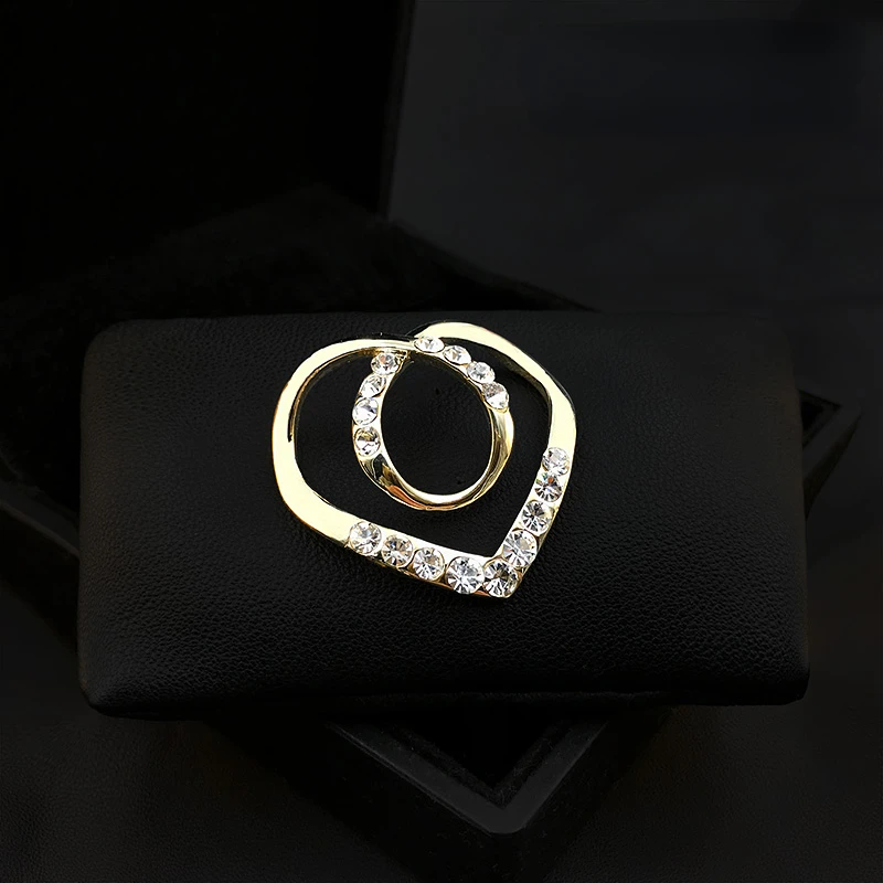 High-End Delicate Heart Small Silk Scarf Retaining Ring All-Matching Shirt Corner Knotted Buckle Minimalist Creative Jewelry Pin