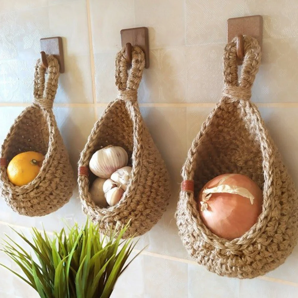 Description Picture 3 of itemHandwoven Hanging Wall Vegetable Fruit Basket Organizer Container Decor for Kitchen Garden Mount Wall Plant Flower Onion Storage
