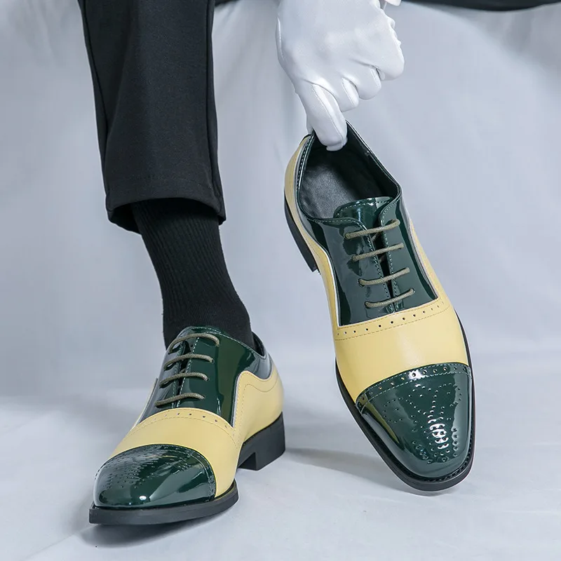 New Fashion Glitter Leather Casual Business Shoes for Men Pointed Toe Dress Shoes Men Luxury Brogue Zapatos Oxford Hombre