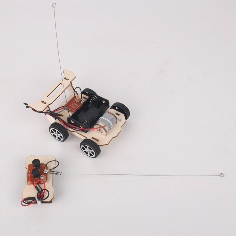 Wooden RC Car Kit DIY Vehicle Model Teaching Learning STEM Project for Students