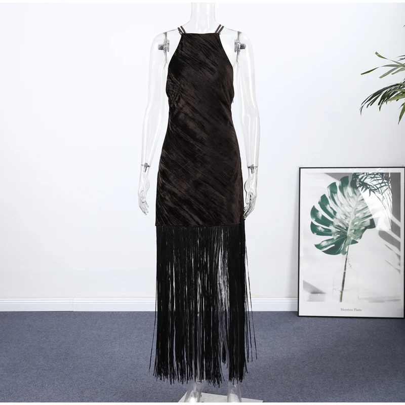 Dunkelbraunes Samt-Maxikleid mit Quasten für Damen, ärmellos, Neckholder, Taille, Cinching-Kleider, 2023, Herbst-Winter-Abend-Party-Robe – Detail 1