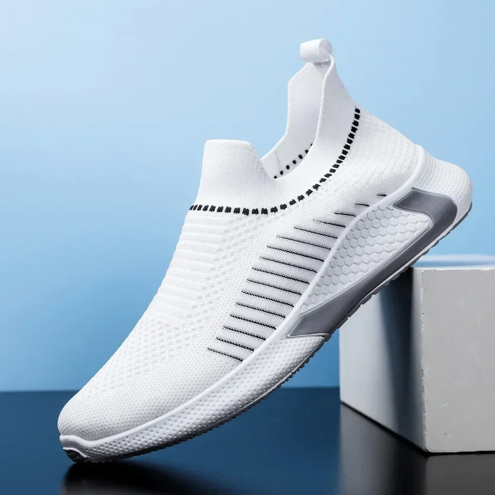Men's Shoes 2024 Casual Shoes Breathable and Comfortable Sports Students Soft Bottom Non-slip Running  Men 2