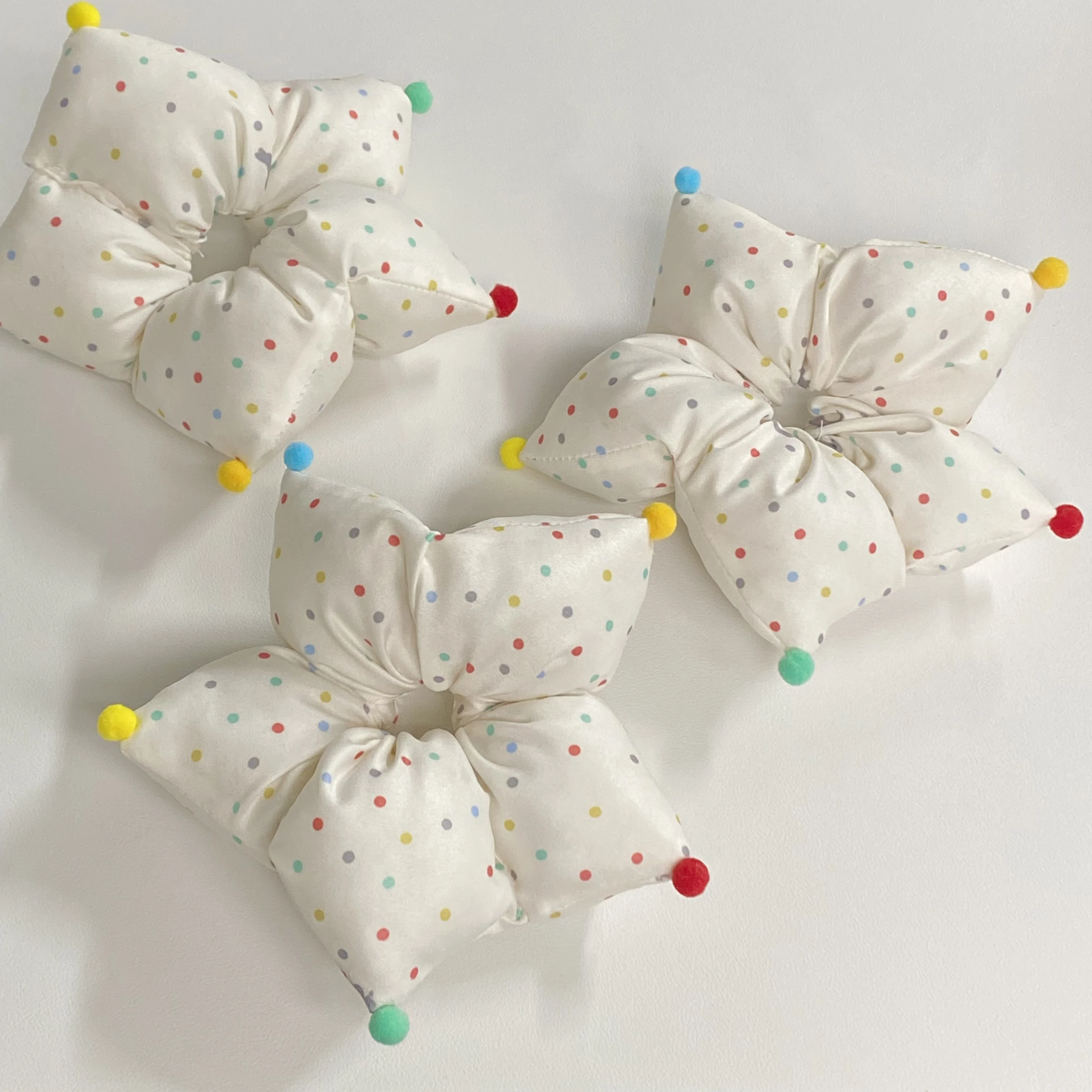 1PC Cute Star - Shaped Polka Dot Hair Scrunchies, Kawaii Hair Ties with Pom - Poms, Fun Hair Accessories for Women and Girls