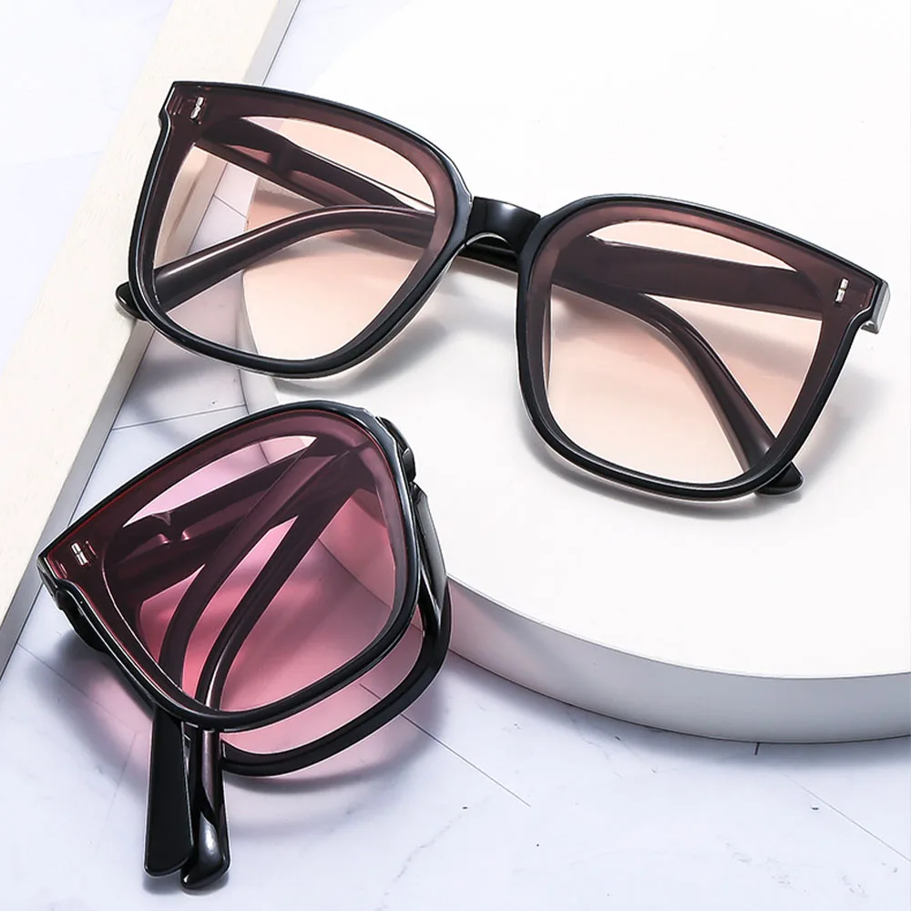 Occhiali Da Sole Pieghevoli Ultraleggeri Moda Donna Premium Powder Fard Ocean Beach Mirror Moda Uomo Versatile Protezione Solare Uv400