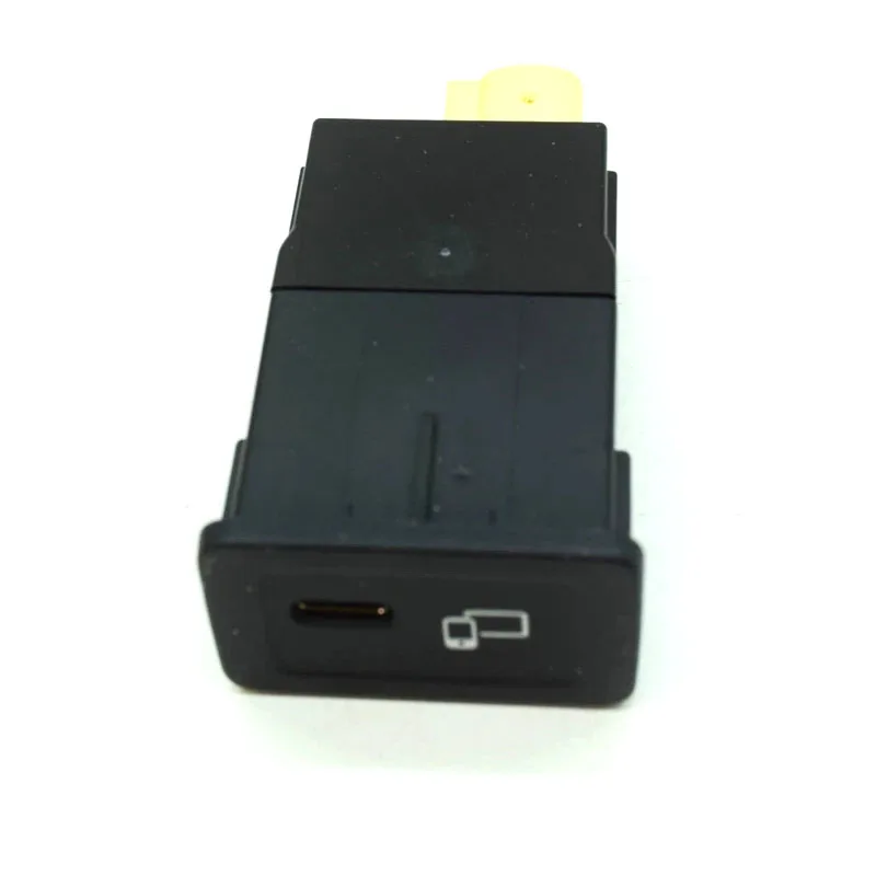2478204602 충전 포트 타입-C 포트 USB 포트 (메르세데스-벤츠 E AMG GT CLS 용)