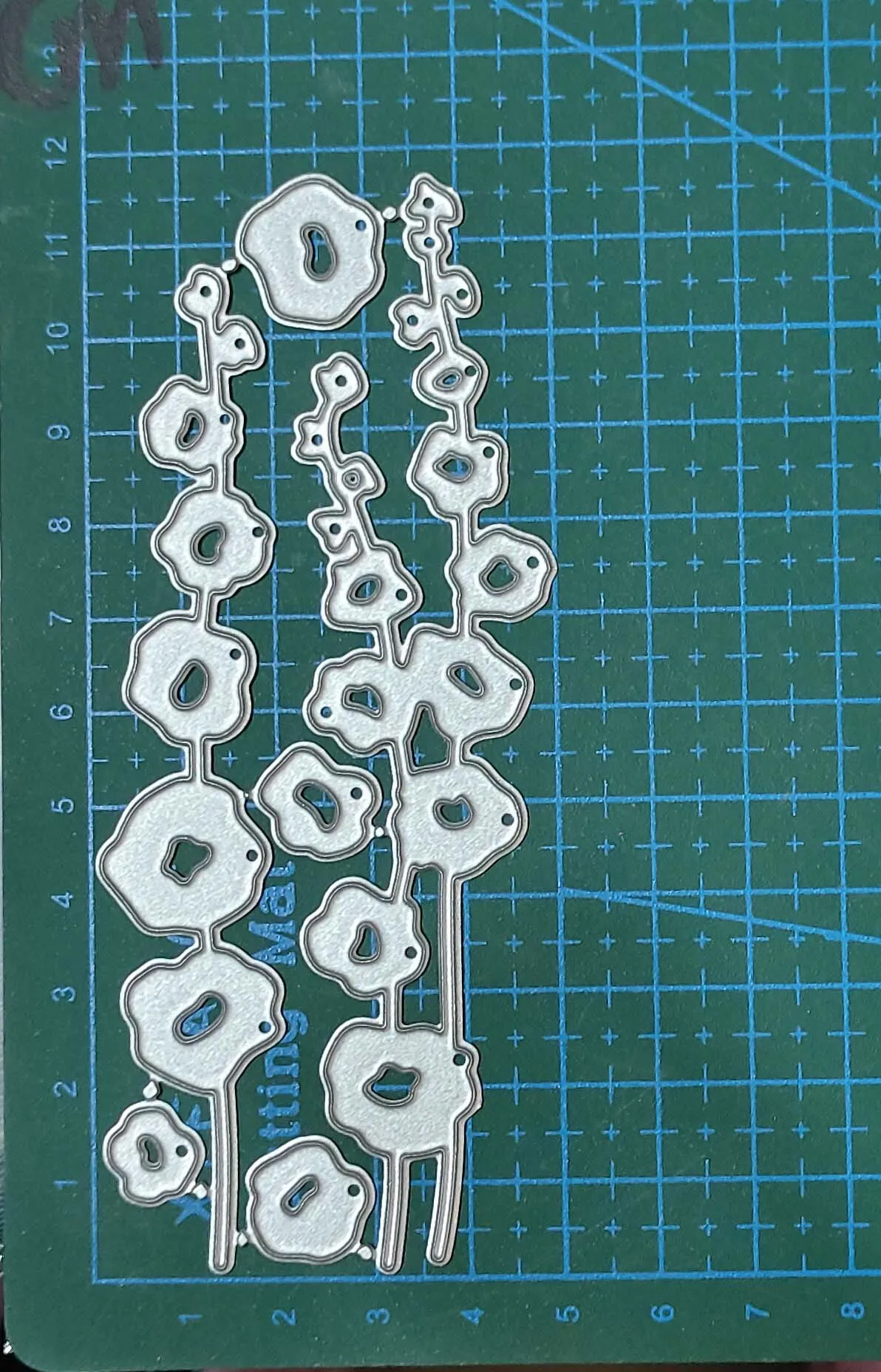 Рисунок 2 - Новые металлические высечки для рукоделия