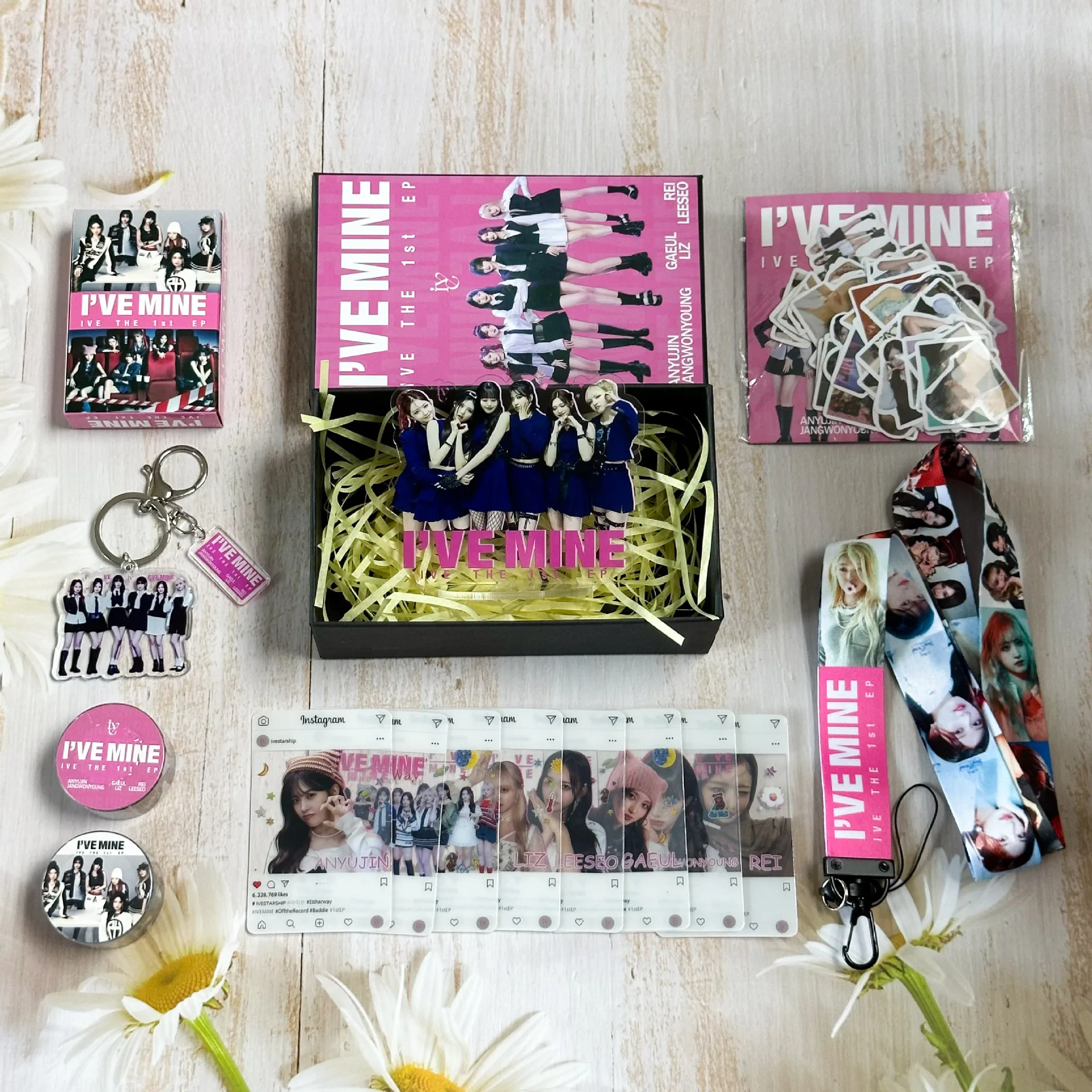 

KPOP IVE I'VE MINE Album Fashion Gift Box Wonyoung Yujin Standee Tapes Photocards Lanyard Stickers Keyring Set Fans Collection