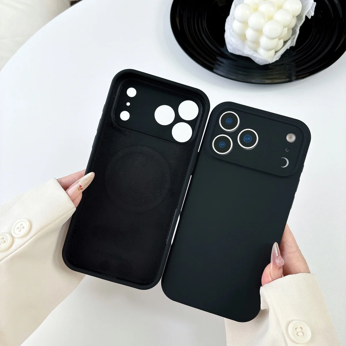 ตัวเลือกสินค้า เคสซิลิโคนเหลวสำหรับ iPhone 17-12 Pro Max พร้อมชาร์จ Magsafe