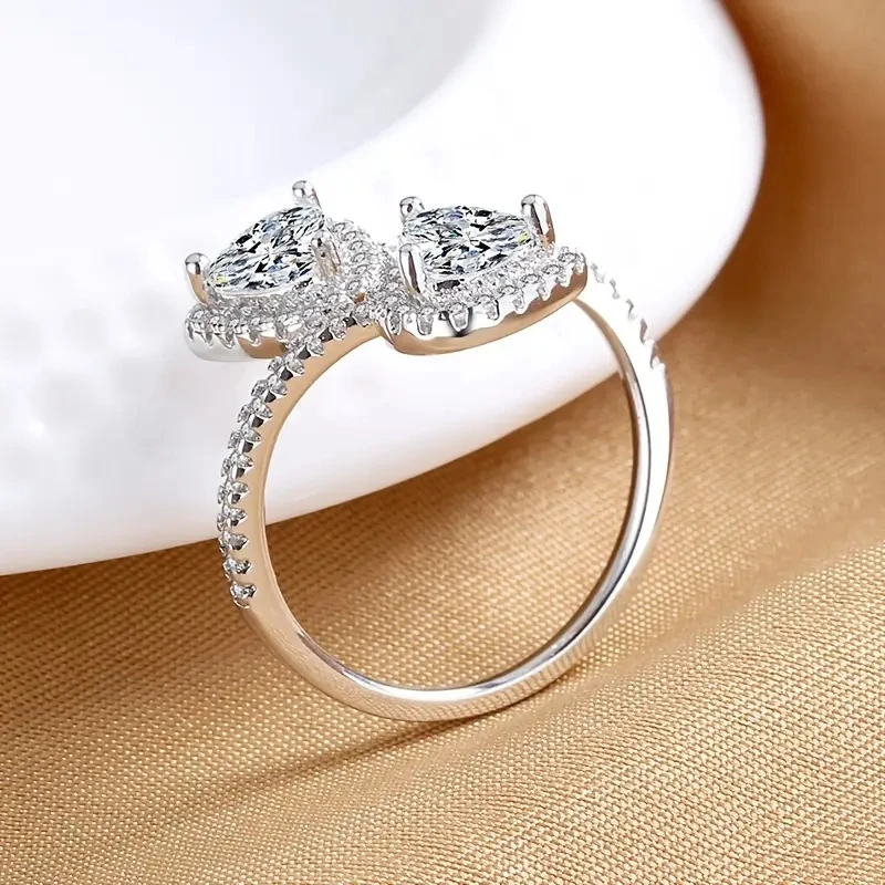 Huitan Fashion Luxury Heart Cubic Zirconia Rings for Women Silver Color Dazzling Wedding Bands Trendy Opening Rings New Jewelry