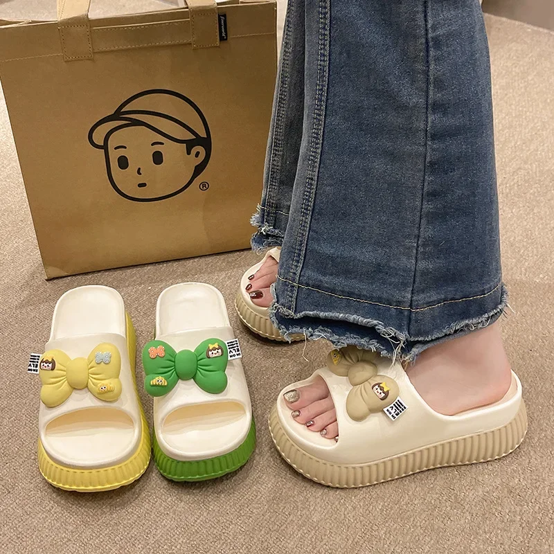 Рисунок 4 - Сандалии женские для дома и улицы