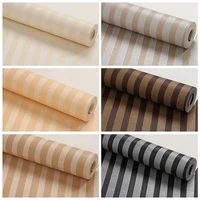Modern Stripped Contact วอลล์เปเปอร์ Beige ครีมสีขาวสีดํากันน้ําห้องนอนห้องนั่งเล่นภาพจิตรกรรมฝาผนังคลาสสิกแคบลายวอลล์เปเปอร์ 4