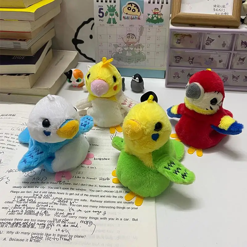 Macaw Parrot Keychain – Cute Yellow Bird Pendant For Kids & Adults