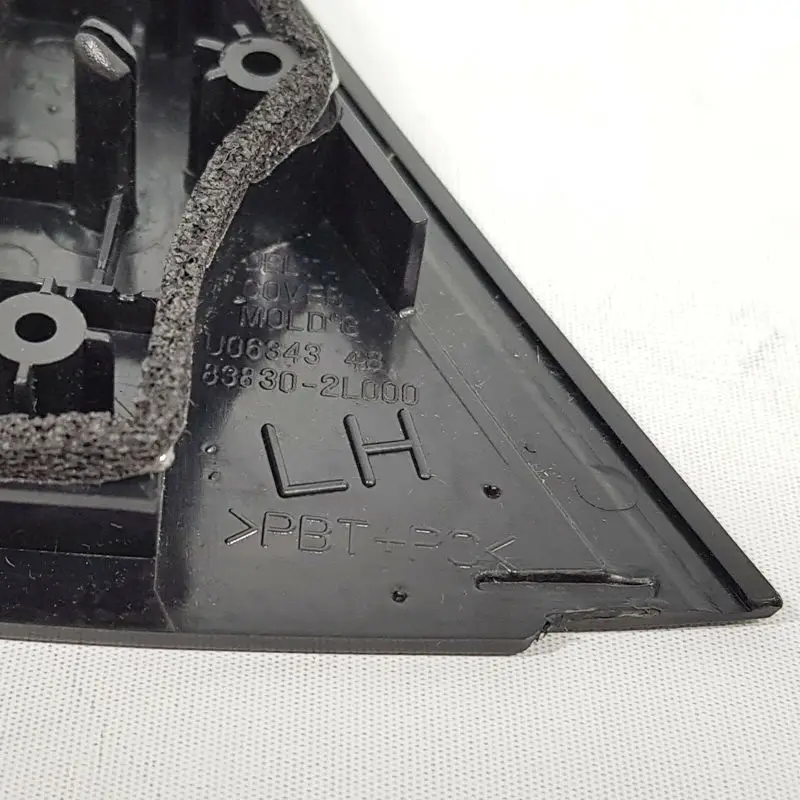 Rear Door Delta Left Right Moulding Assy for Hyundai I30 838302L000 838402L000