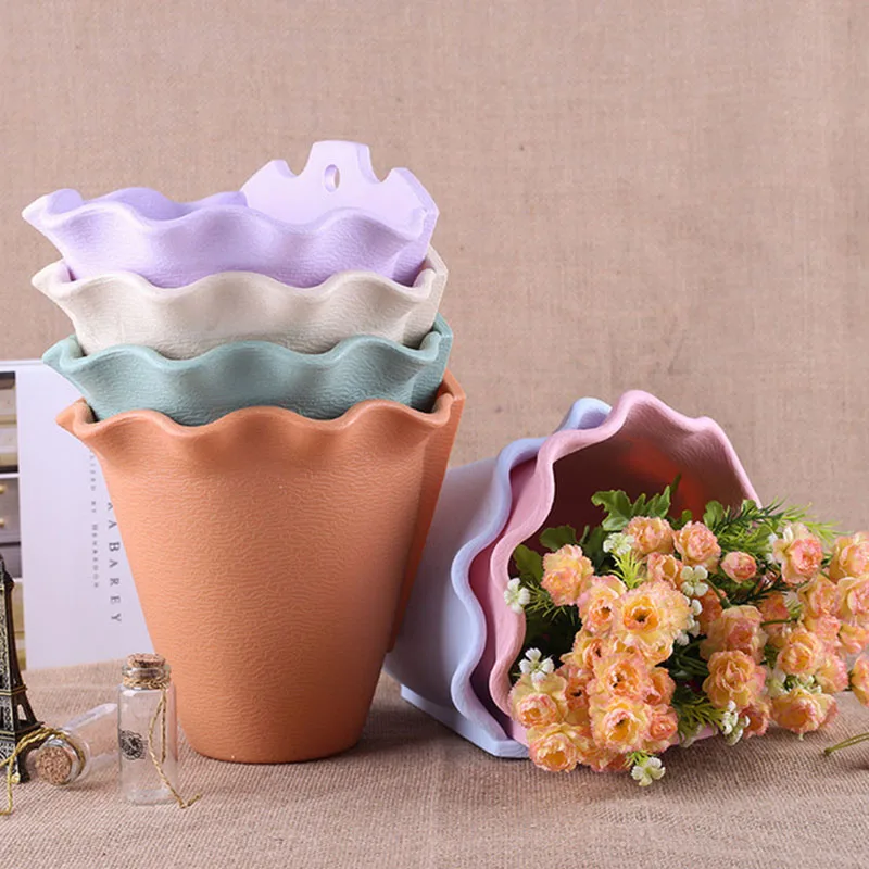 Flower Pot Wall-mounted Plastic Wall Hanging Container Basket Flowerpot for Outdoor Garden Balcony Planter Bucket Home Decor
