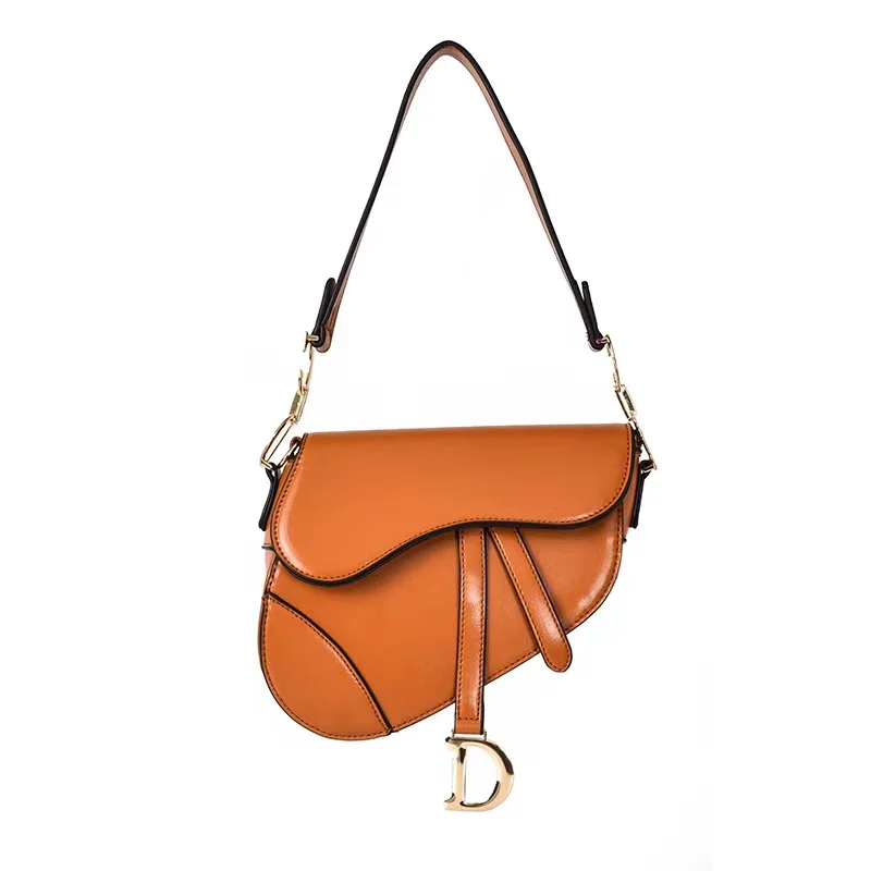 Saddle bag diòr with strap premium, Women's Fashion, Bags