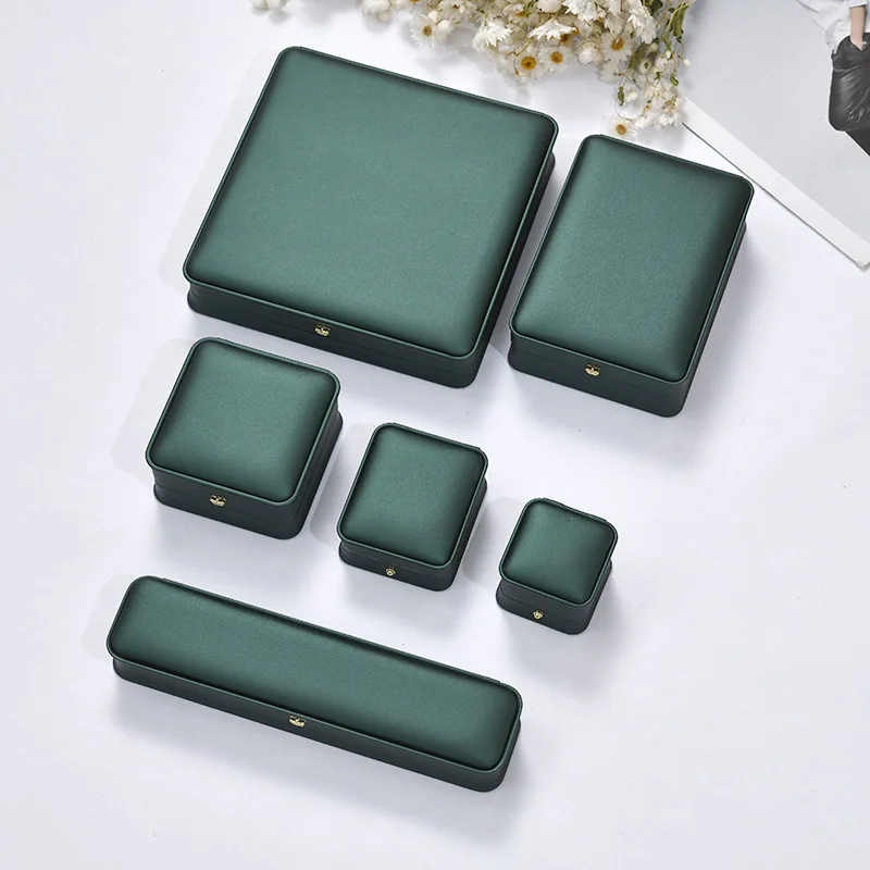 10Pcs Krone Form Schnalle Geschenk Organizer Kleine Tragbare Quadratische Lagerung Set Box PU Stoff Schmuck Armband Halskette Großhandel – Detail 18