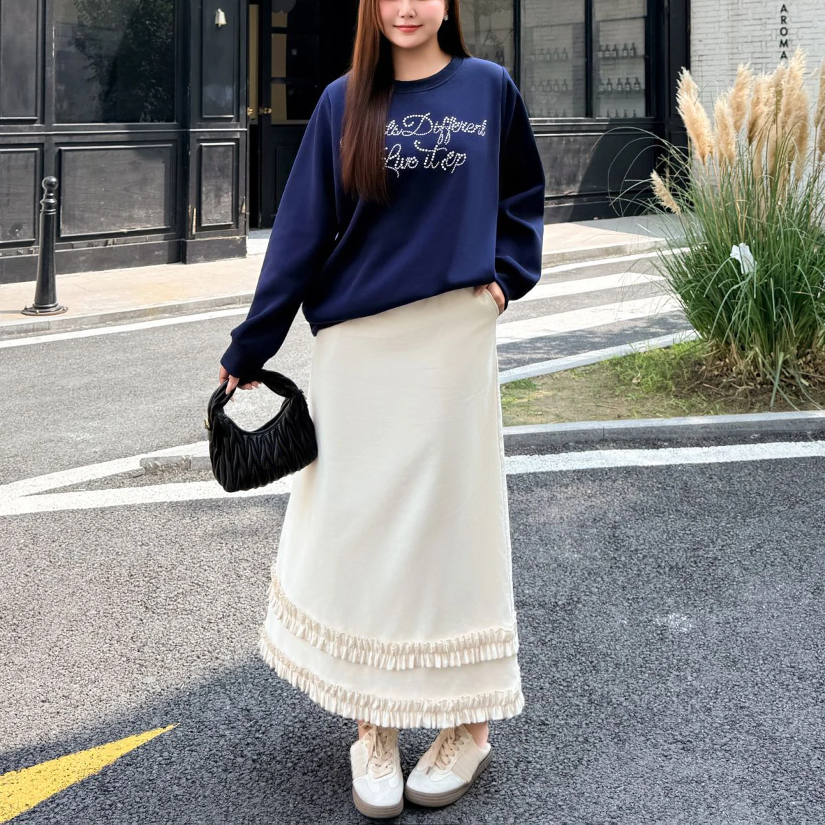 XXXXL Fashion Plus Size Women Skirts Premium Retro Corduroy 3D Lace Mid Length Cake Bottoms Autumn Winter Casual Artistic 9306