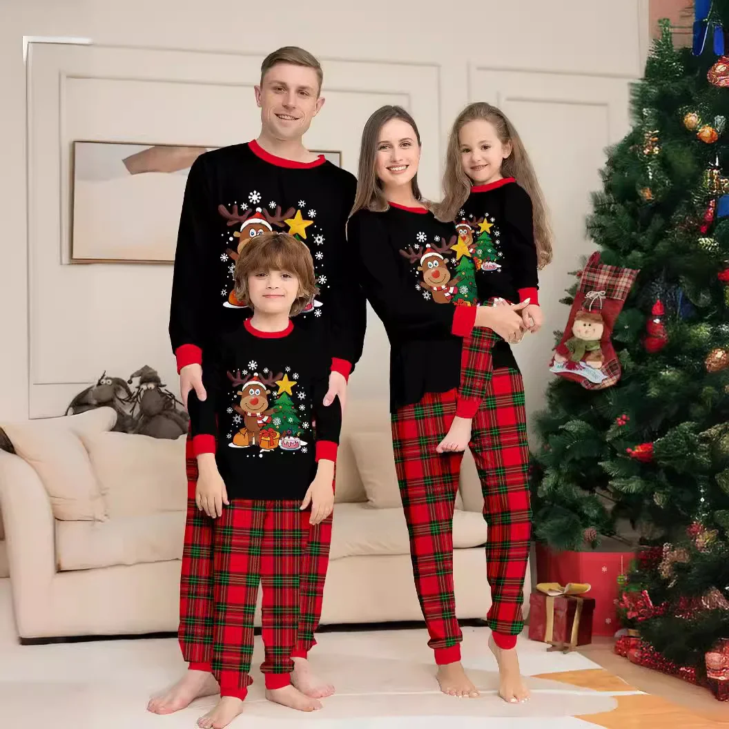 thumbnail image 1 of Conjuntos familiares a juego para Navidad, pijamas para adultos, niños, mamá y papá, mamelucos para bebés, ropa de dormir informal, pijamas de aspecto familiar de Navidad para Claus, 1 of 5