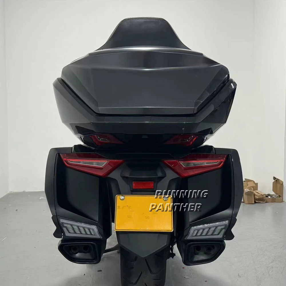 Motorcycle Rear Saddlebag Saddle Bag Turn Signal LED Lights Lamp For Honda Goldwing Gold Wing GL1800 Tour motorcycle led lights