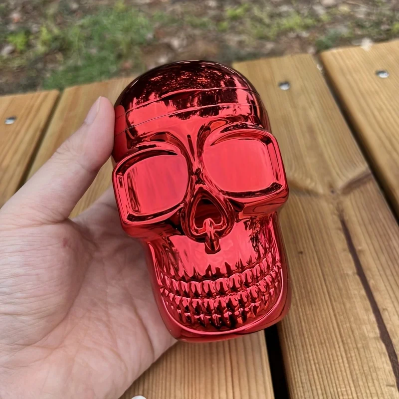 1Pc Creative Car Printed Ashtray with LED Lights Skull Smoking Tray Automatically When Open