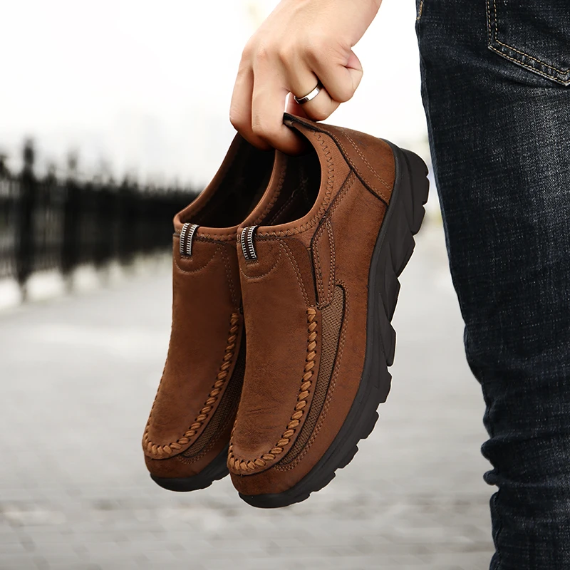 Men's Casual Shoes Outdoor Men's Shoes One Footed Sports Shoes, Covered Feet Middle-aged and Elderly Flat Bottomed Casual Shoes
