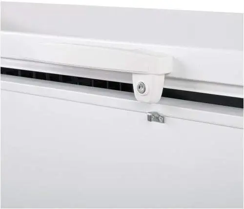 Commercial Chest Freezer 23. Cu Ft Capacity Solid Top White Large Storage Adjustable Feet Keeps Freezer Level on Uneven Surfaces