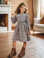 Robe décontractée pour filles avec imprimé léopard, manches longues, col goutte d'eau, petites manches bouffantes, plis à volants, tendance et simple, convient aux enfants de 3 à 10 ans, vêtements polyvalents pour diverses occasions estivales 5