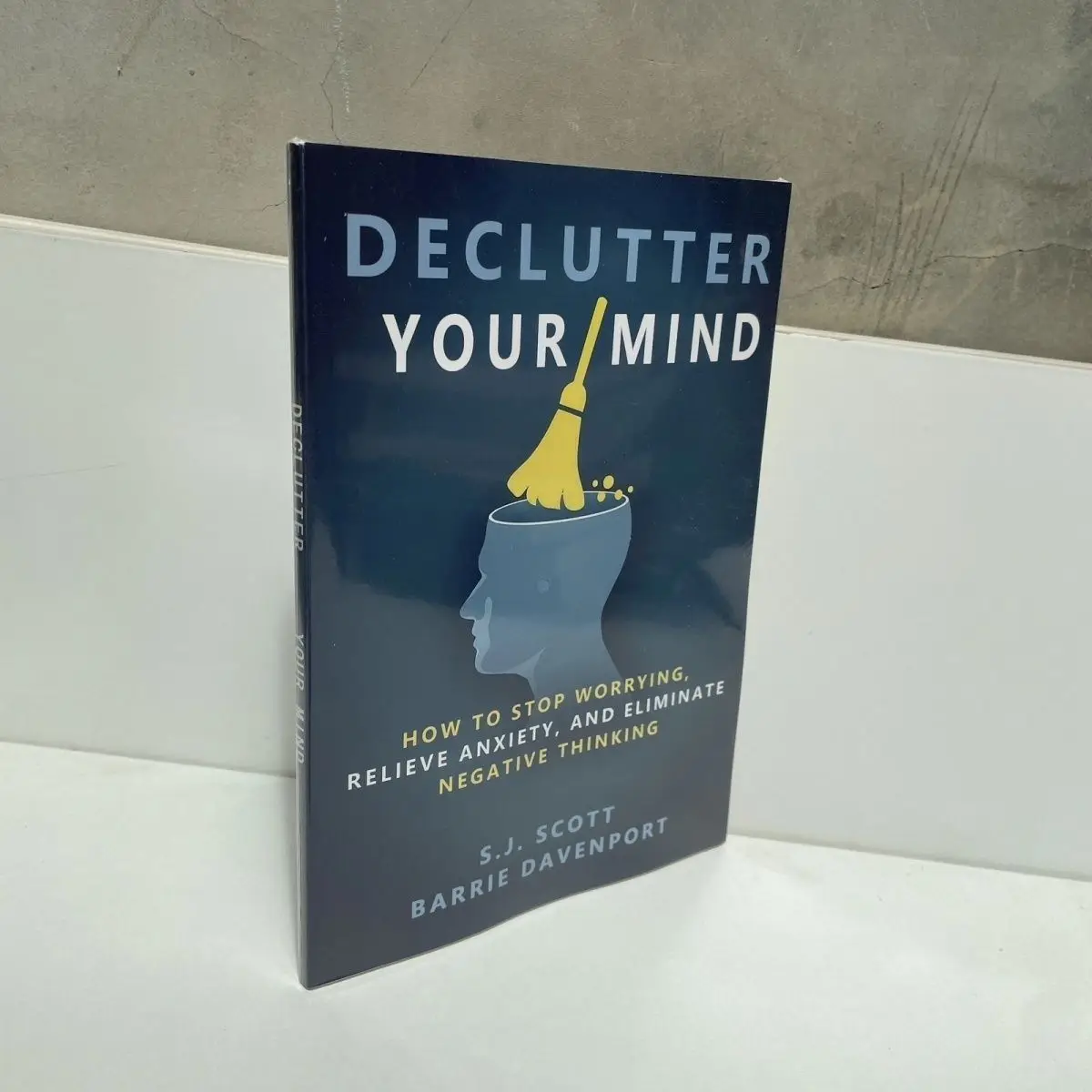 

Declutter Your Mind How To Stop Worrying, Relieve Anxiety and Eliminate Negative Thinking Book Paperback Libros Livros