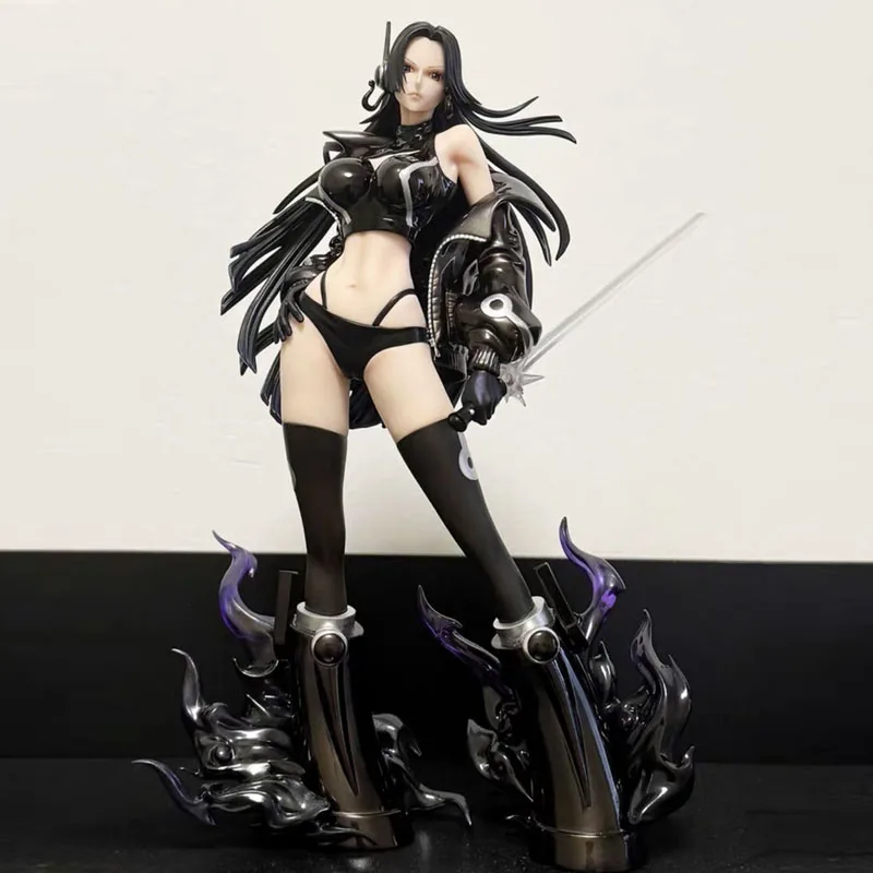 thumbnail image 1 of Figura de anime de One Piece, figura de Boa Hancock, ropa roja y negra, modelo de estatua, colección de muñecas, decoración, juguetes, regalo de cumpleaños, 1 of 4